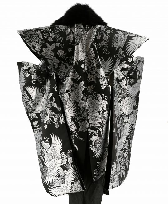 紋付袴レンタル・成人式・結婚式・卒業式【陣羽織】黒　銀の鶴と牡丹